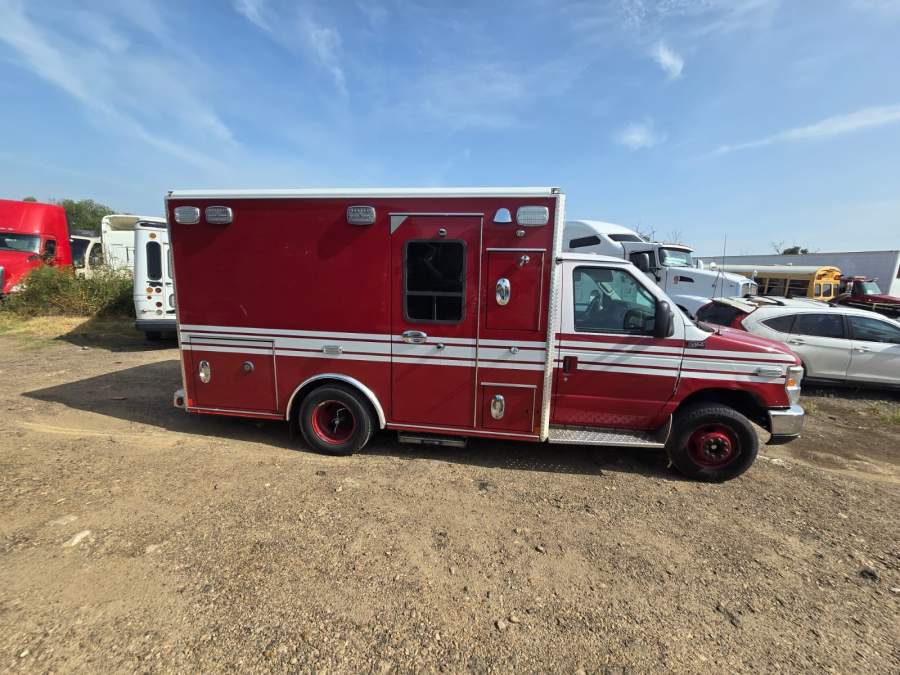 2016 Ford E-350