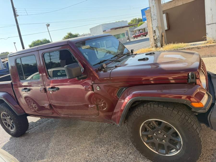 2021 Jeep Gladiator