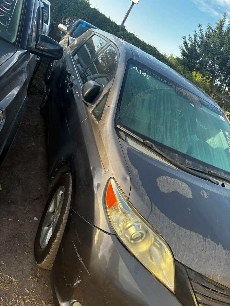 2016 Toyota Sienna L