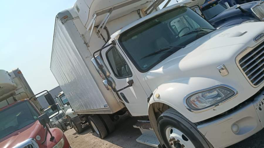 2016 Freightliner M2