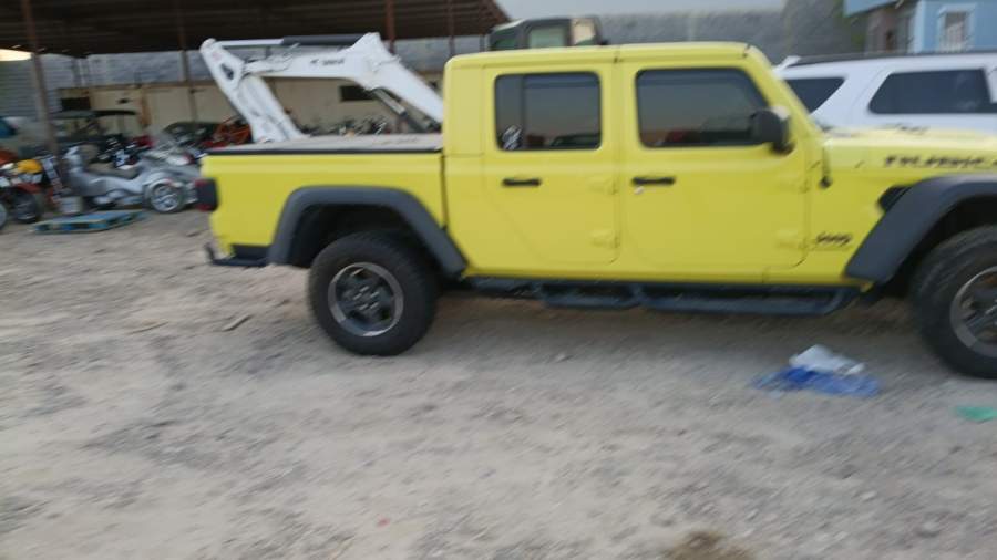 2023 Jeep Gladiator
