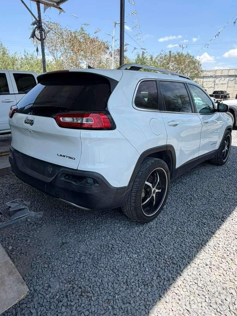2015 Jeep Cherokee