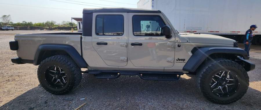 2020 Jeep Gladiator