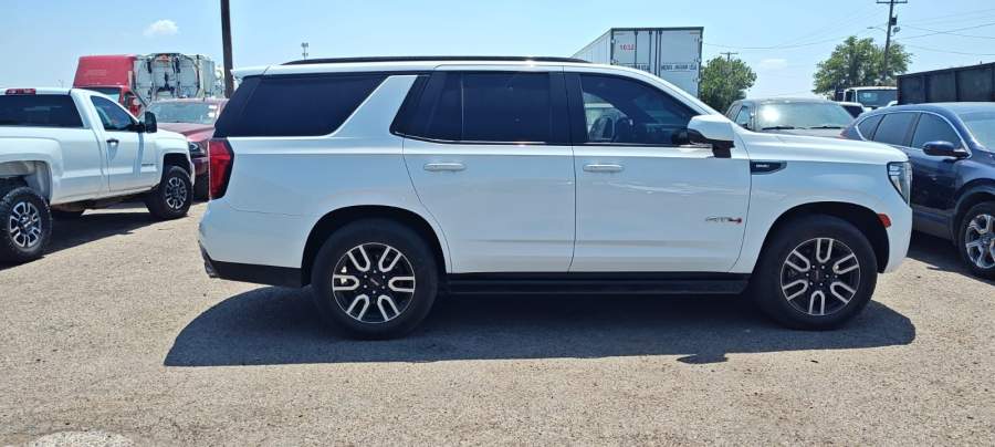 2022 GMC Yukon