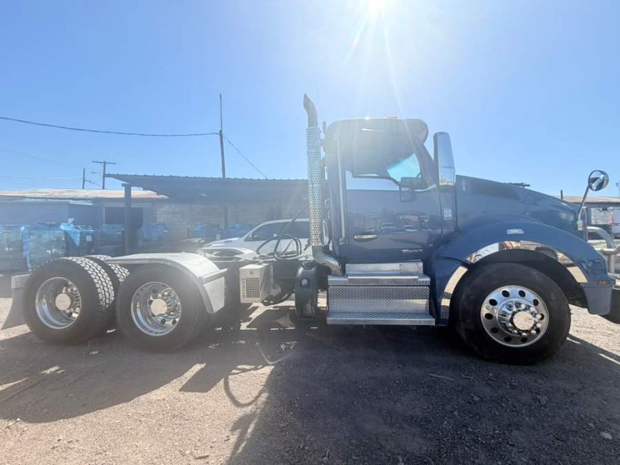 2020 Kenworth T880