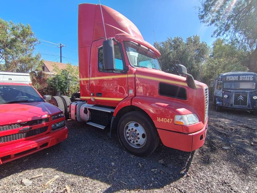 2016 Volvo Truck VNM