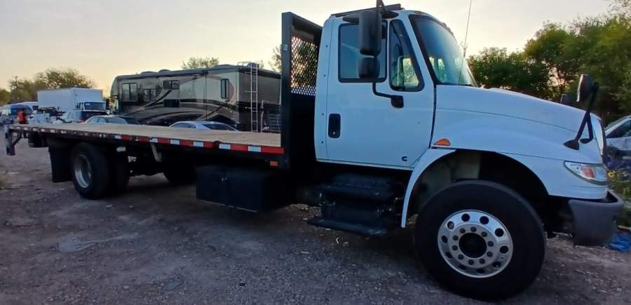 2019 International DURASTAR 4300