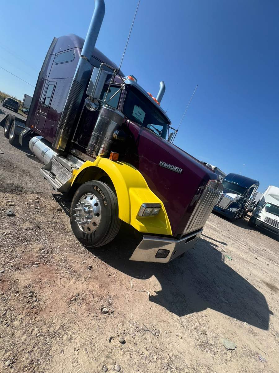 2021 Kenworth T800