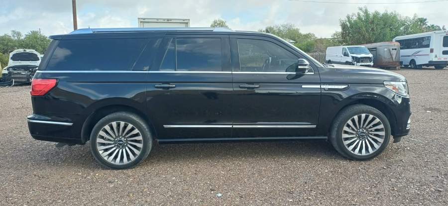 2020 Lincoln Navigator L