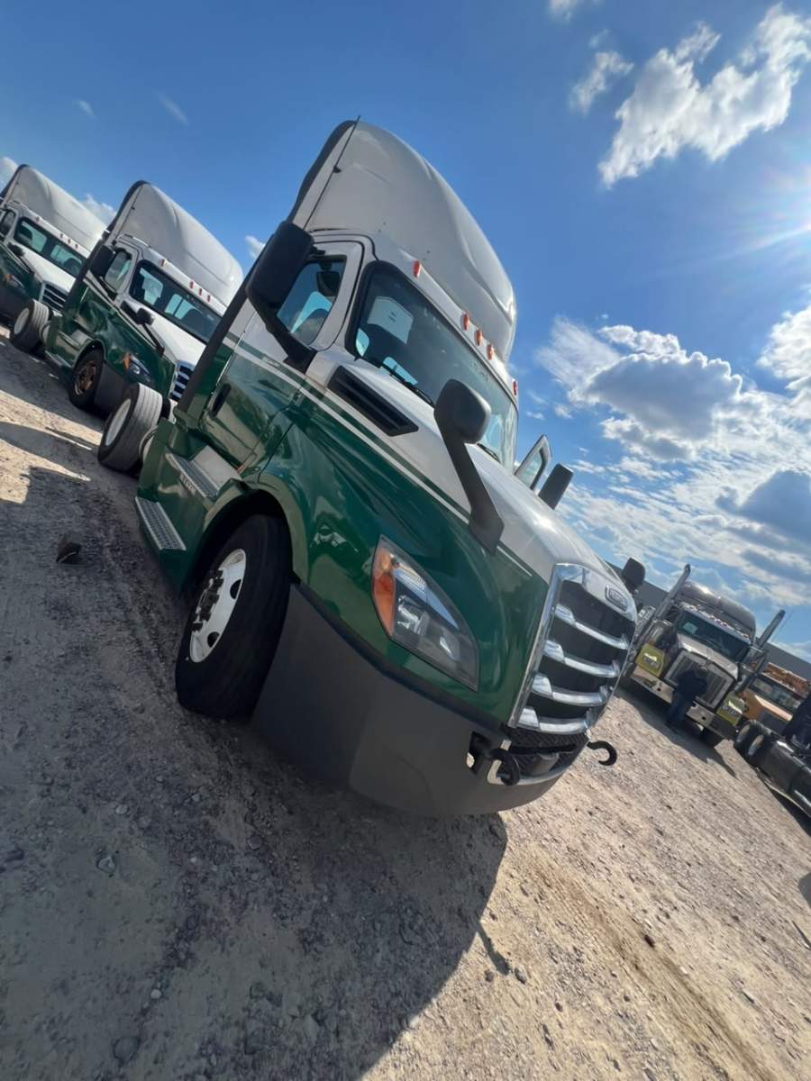 2019 Freightliner CASCADIA