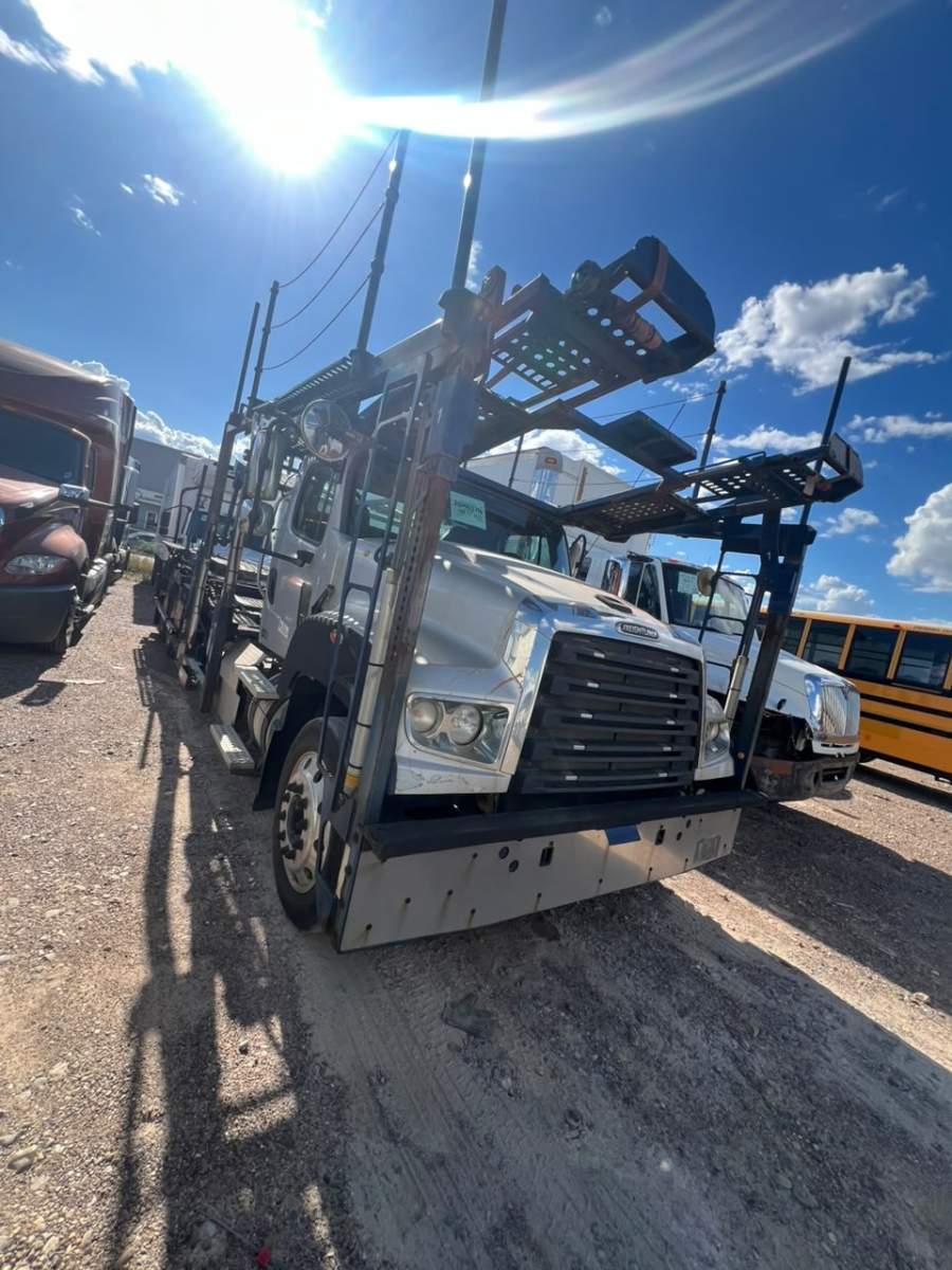 2016 Freightliner 114SD