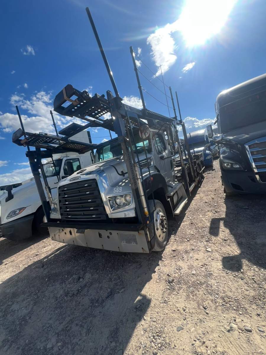 2016 Freightliner 114SD