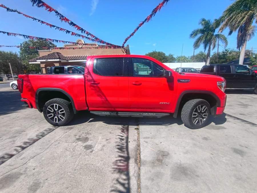 2021 GMC Sierra 1500 AT4