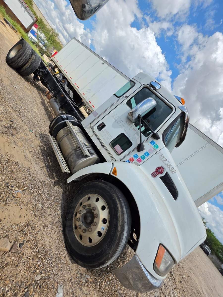 2016 Kenworth T370