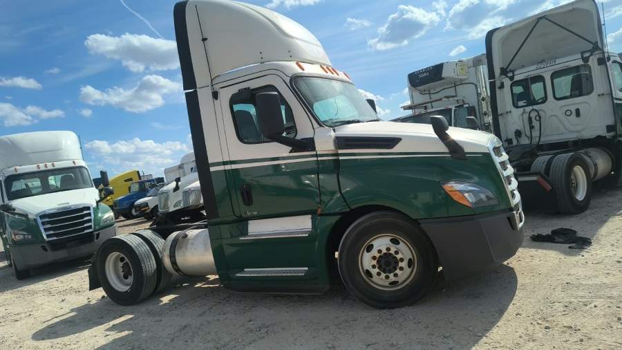 2019 Freightliner CASCADIA