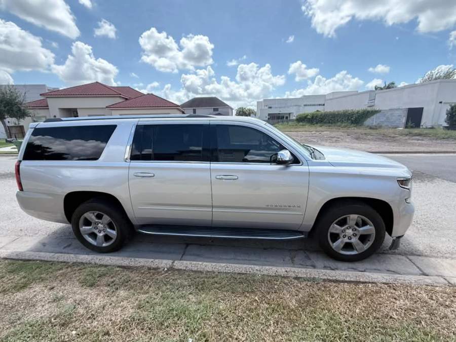2018 Chevrolet Suburban  Premier