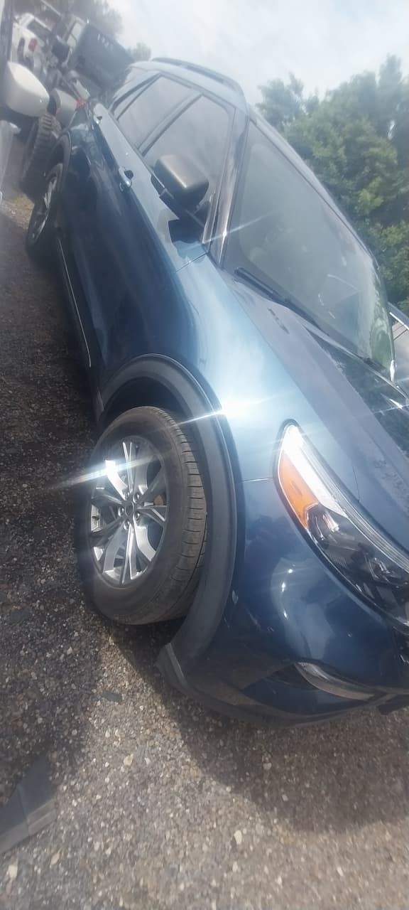 2020 Ford Explorer  XLT