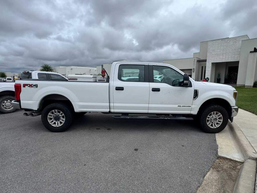 2019 Ford F-350 SUPER DUTY