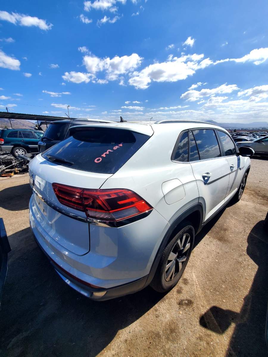 2020 Volkswagen Atlas Cross Sport SE