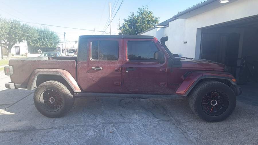 2021 Jeep Gladiator