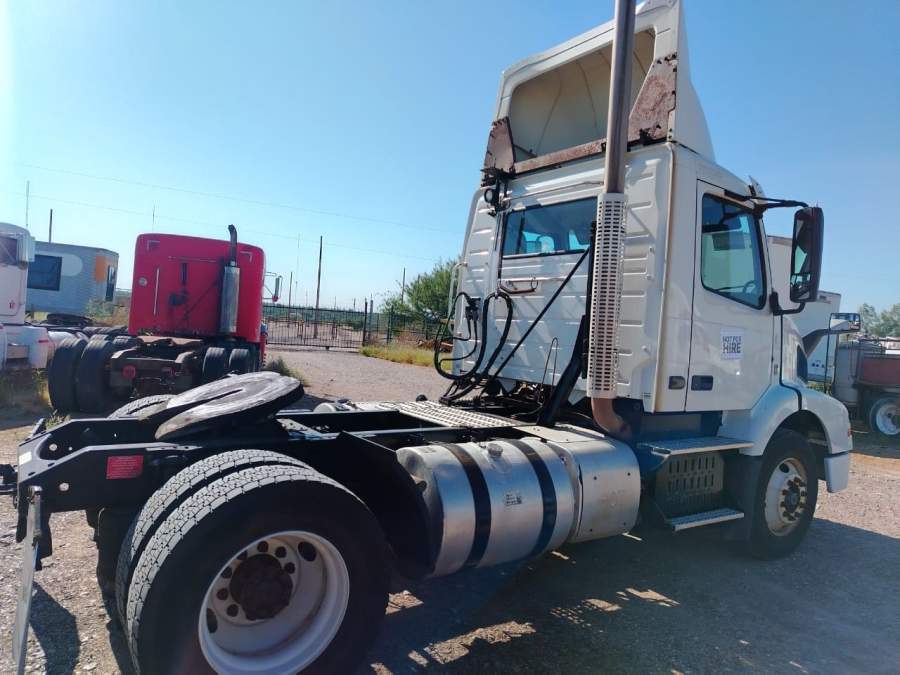 2016 Volvo Truck VNM