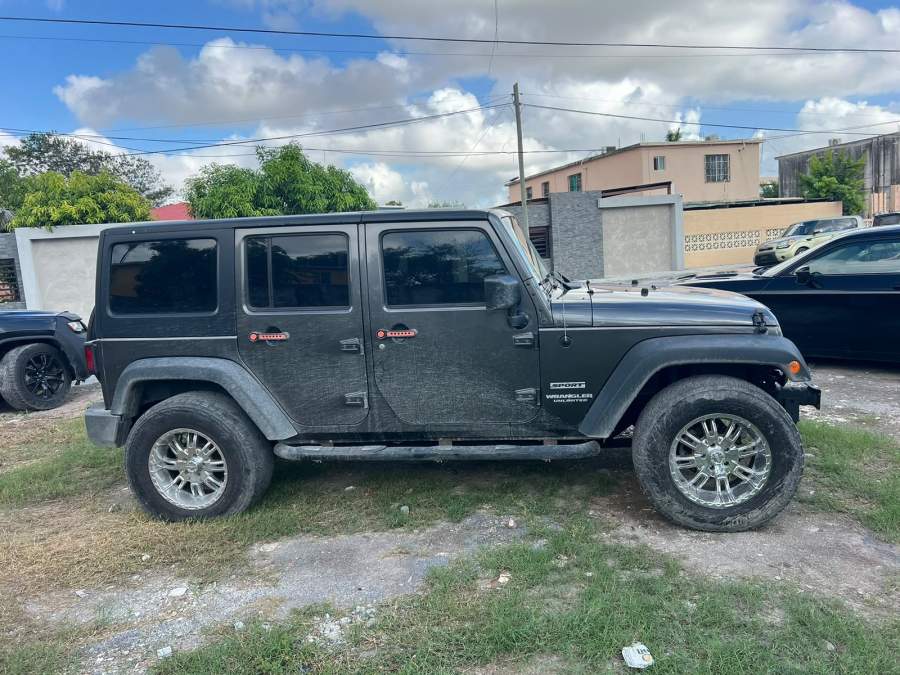 2016 Jeep Wrangler  Unlimited Sport