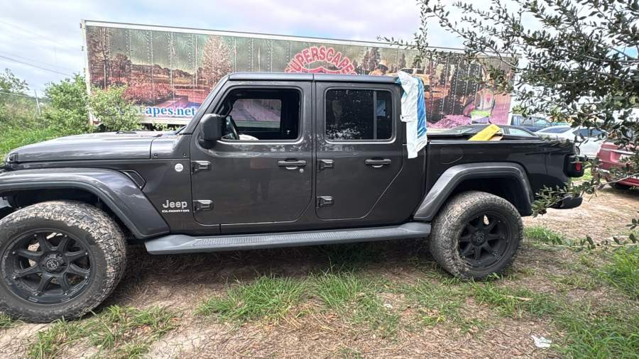 2020 Jeep Gladiator Overland
