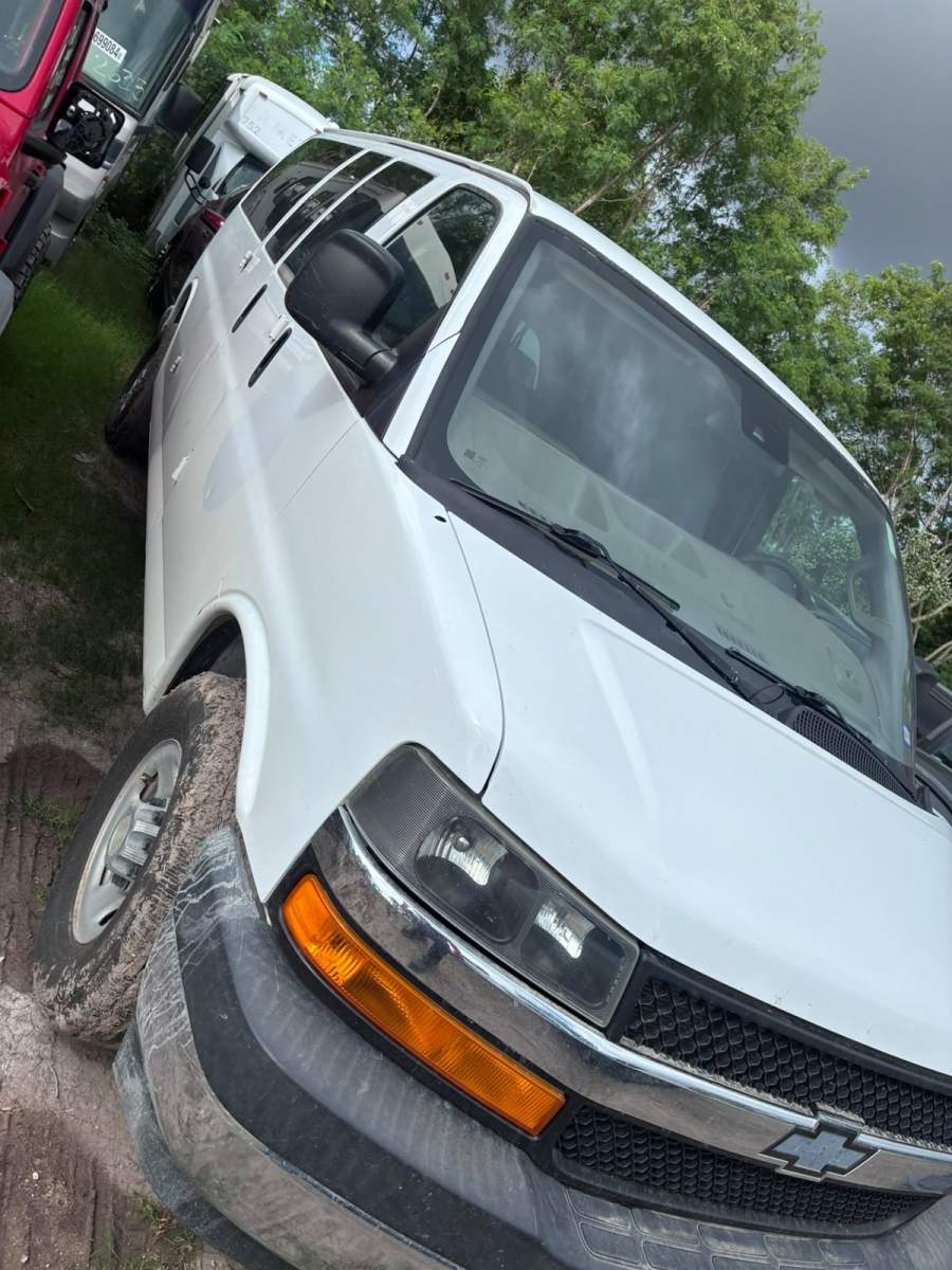 2019 Chevrolet Express 3500 LT