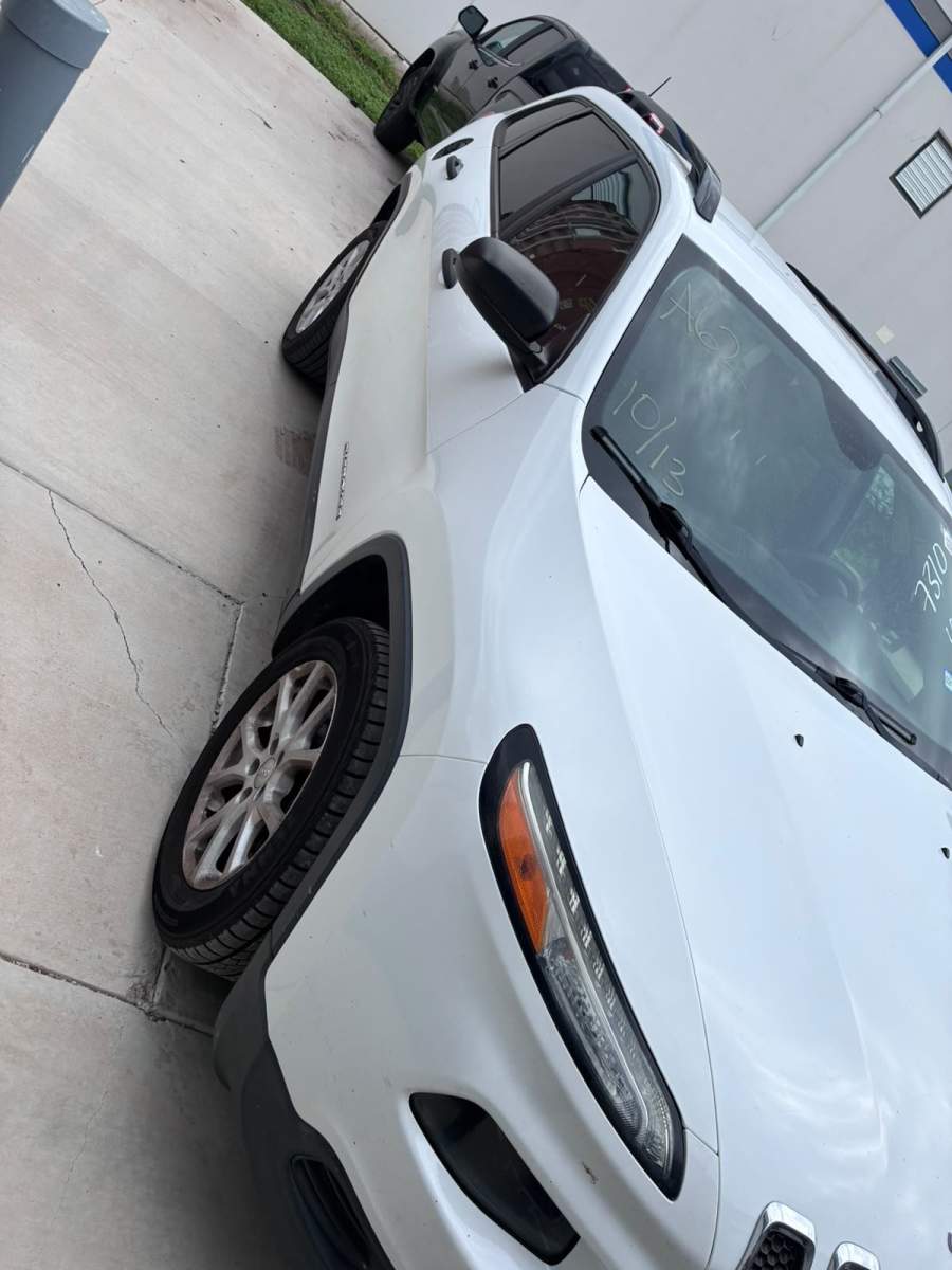 2016 Jeep Cherokee