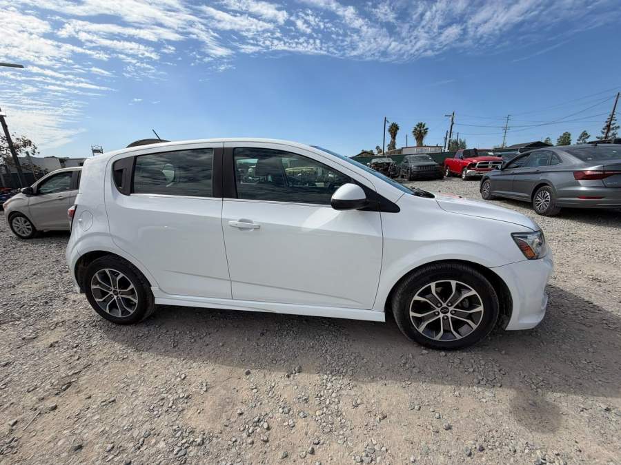 2020 Chevrolet Sonic LT