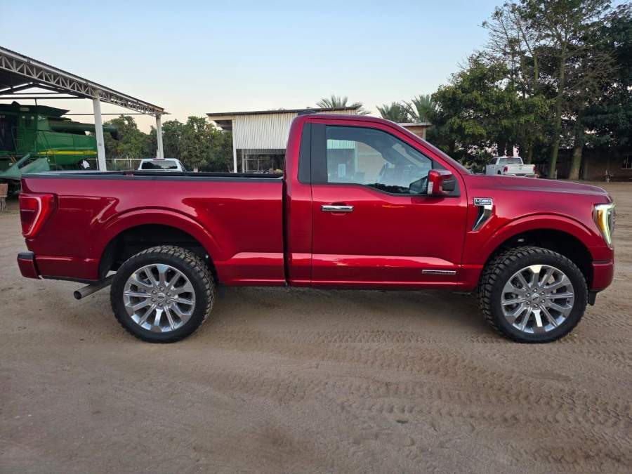 2021 Ford F-150  XL / XLT