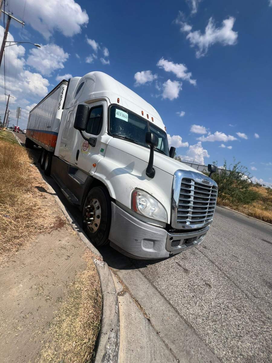 2016 Freightliner CASCADIA