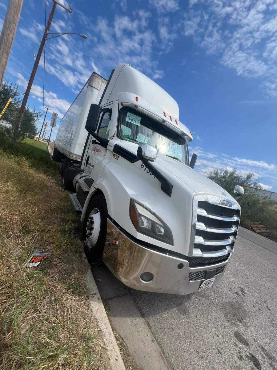 2021 Freightliner CASCADIA