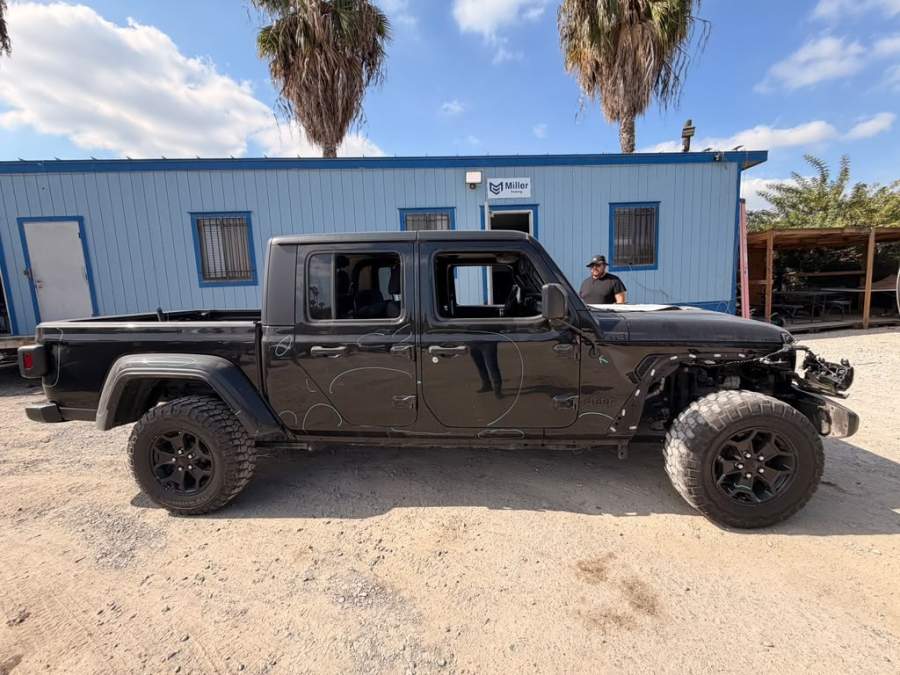 2022 Jeep GLADIATOR ALTITUDE / SPORT  / SPORT S