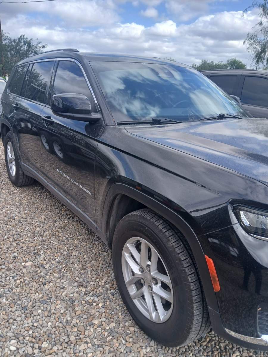 2021 Jeep Grand Cherokee L Laredo