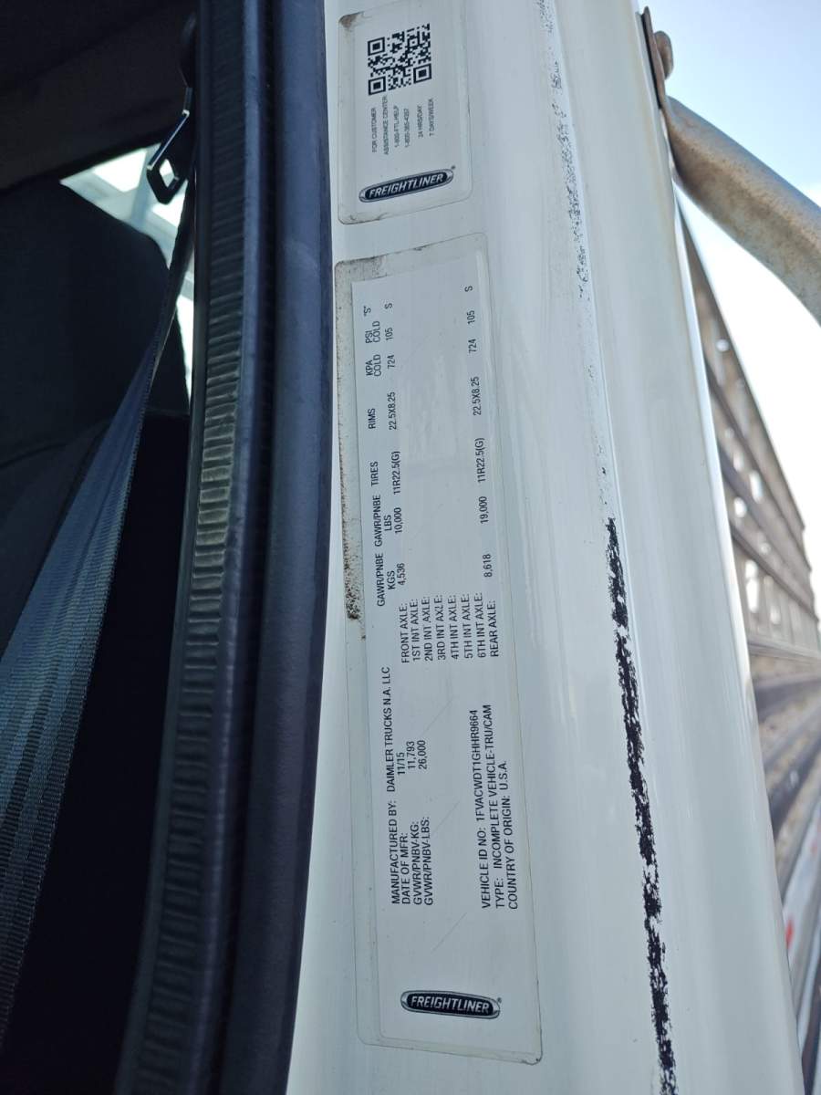 2016 Freightliner M2