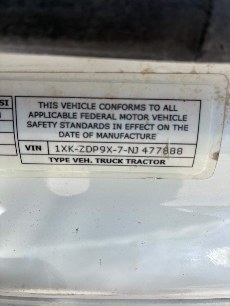 2022 Kenworth T880