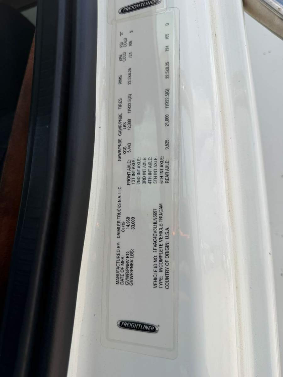 2020 Freightliner M2 112