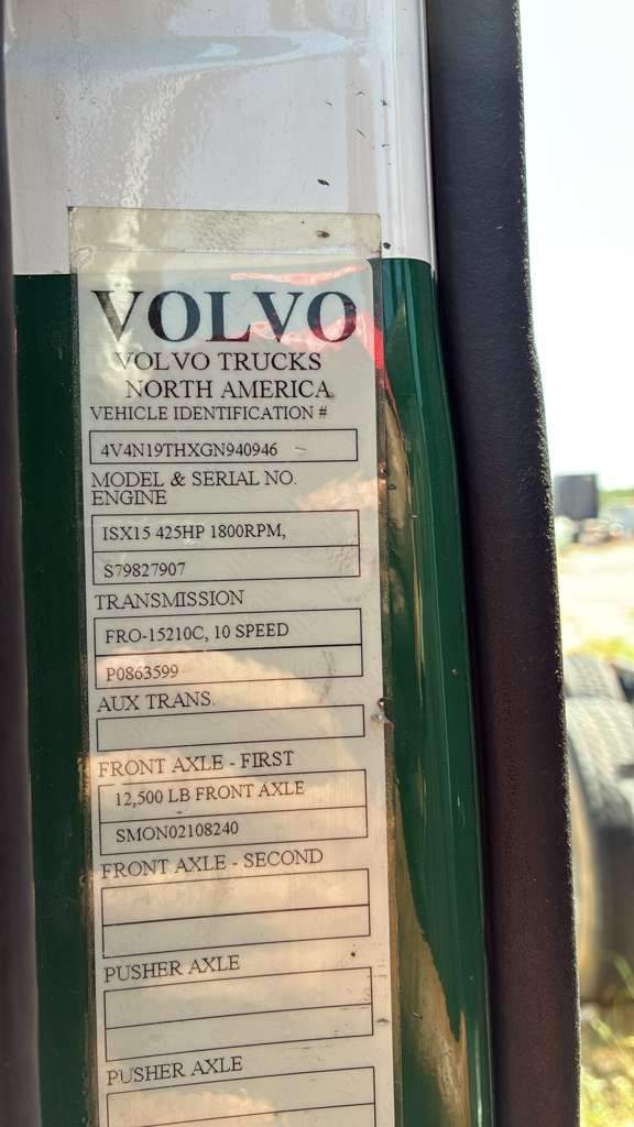 2016 Volvo Truck VNL