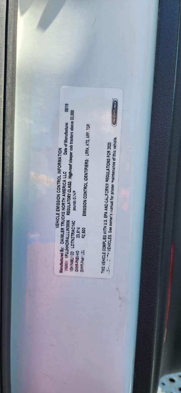 2020 Freightliner CASCADIA