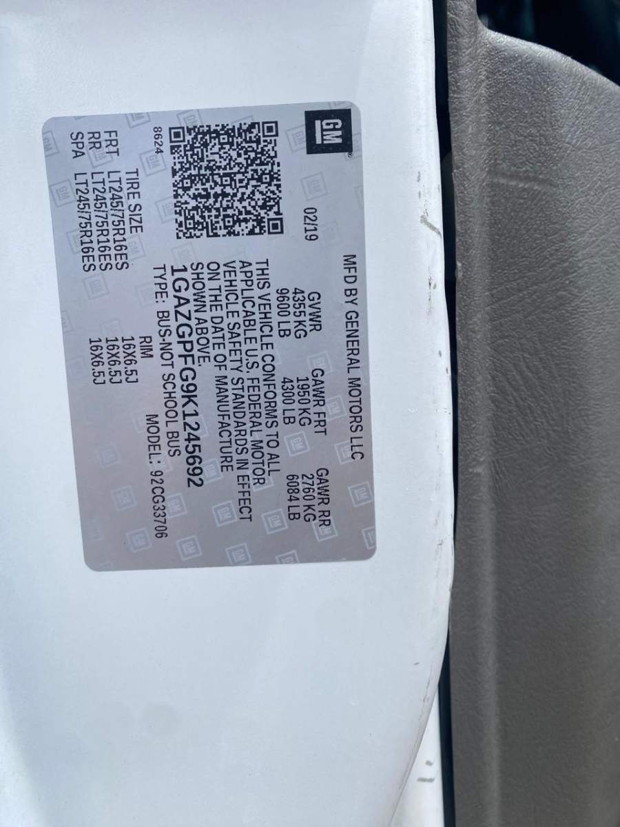 2019 Chevrolet Express 3500 LT