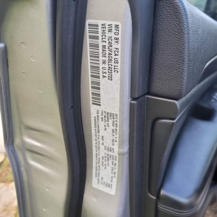2020 Jeep Grand Cherokee