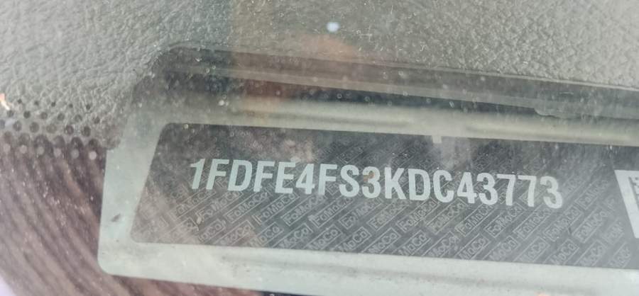 2019 Ford E-450
