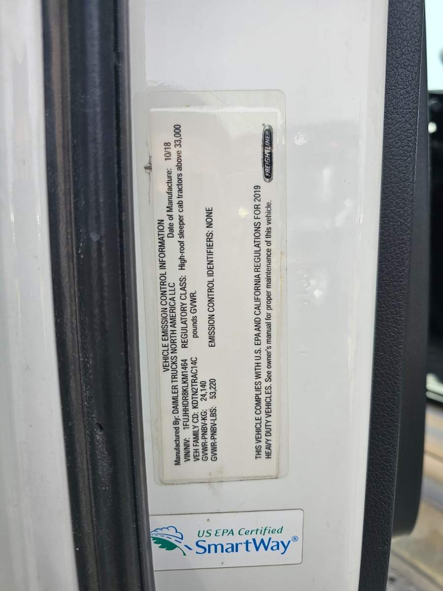 2019 Freightliner CASCADIA