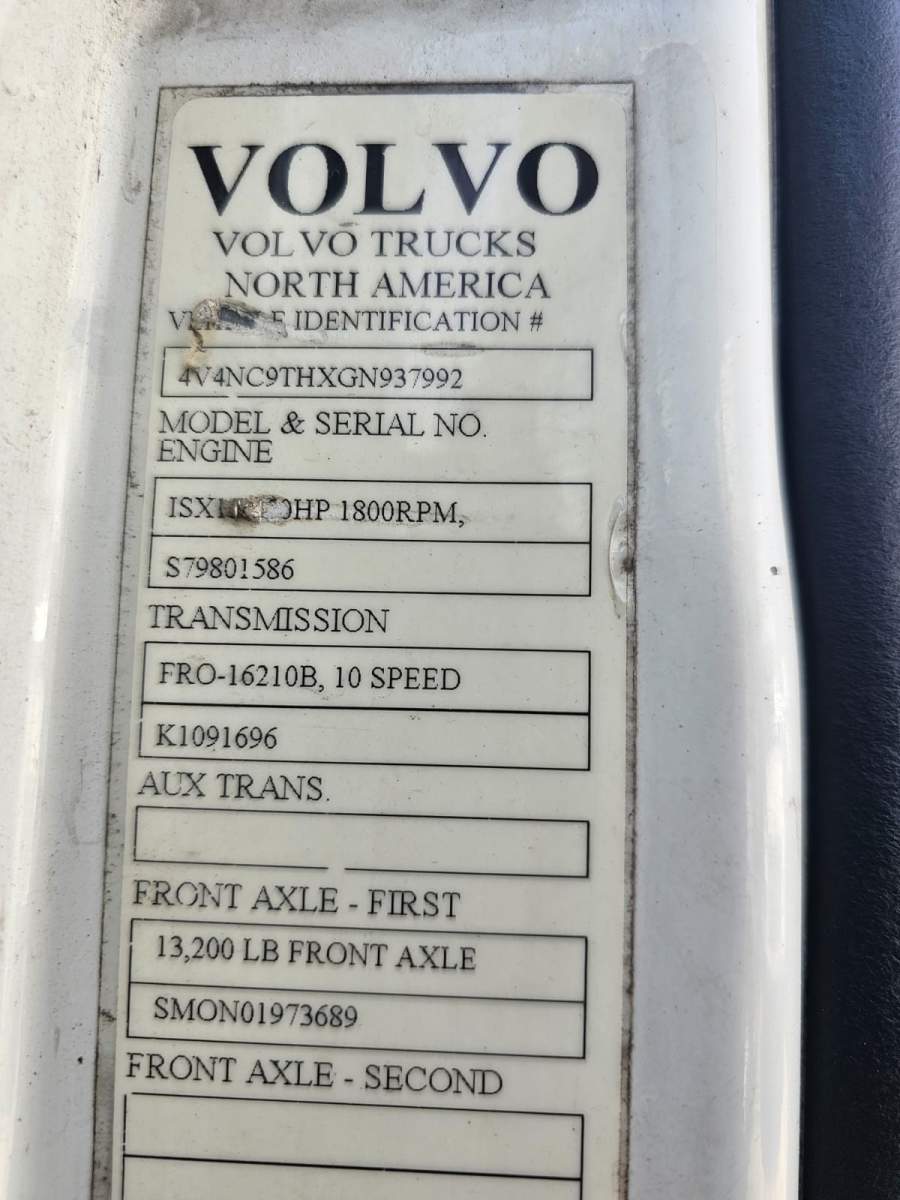 2016 Volvo Truck VNL