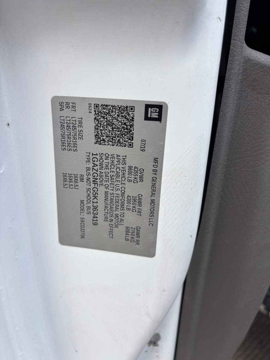 2019 Chevrolet Express 3500 LS