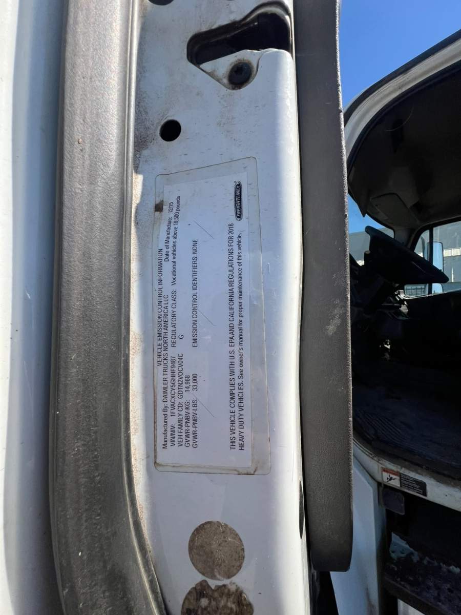 2016 Freightliner M2