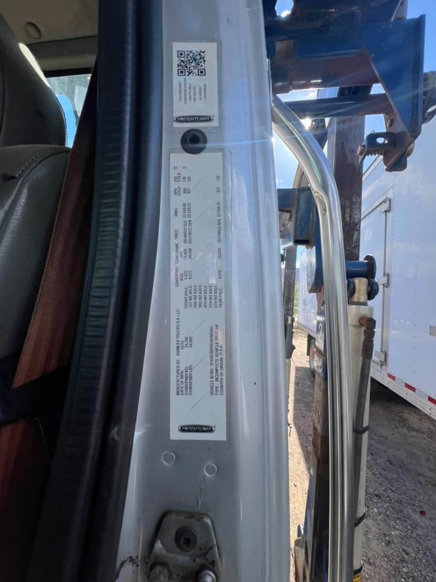 2016 Freightliner 114SD