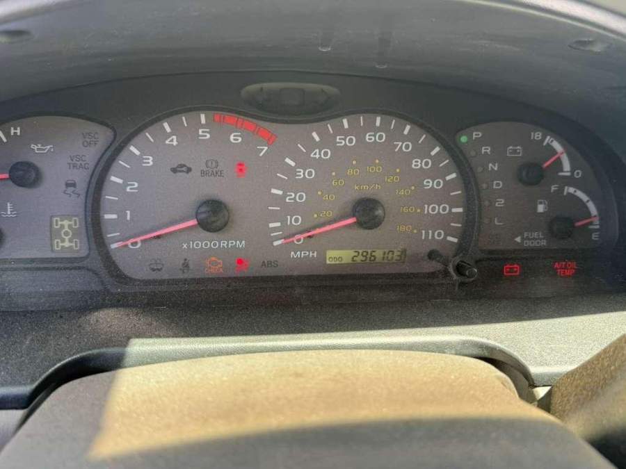 2002 Toyota Sequoia