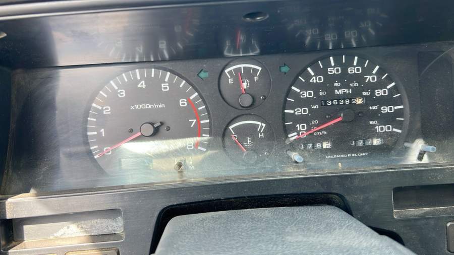 1993 Nissan Truck SE